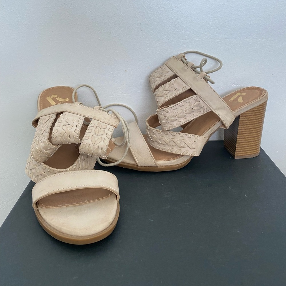 Report Beige Wedge Heels Lace Up, US 11